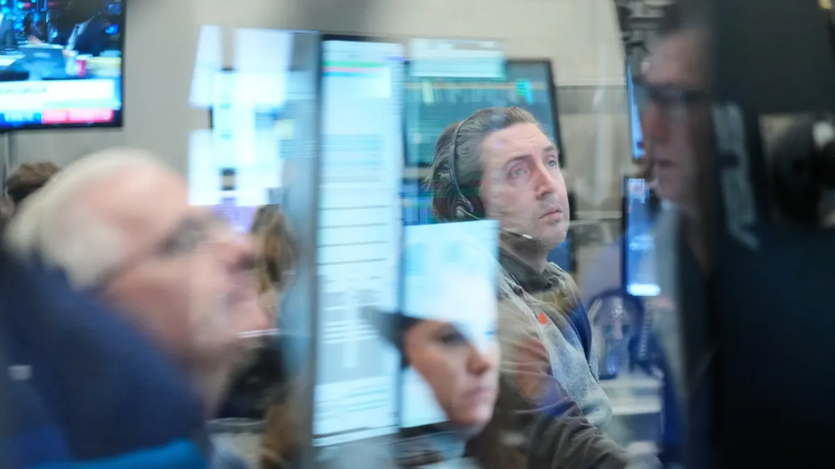 Anthropic主要合作夥伴股價同步上揚,其中Salesforce上漲約4%。(資料照,美聯社)