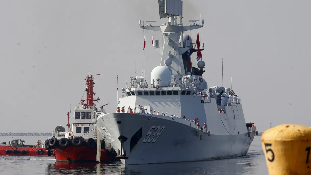 中國中國人民解放軍海軍「蕪湖號」飛彈護衛艦(AP)