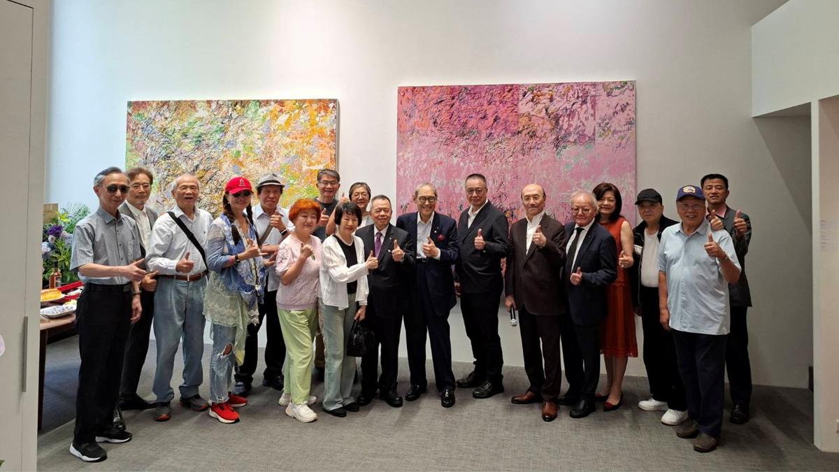線在呼吸、光在流動!謝義錩「目遊神馳—光之畫境」個展 從視覺性跨越至精神性的感官盛宴