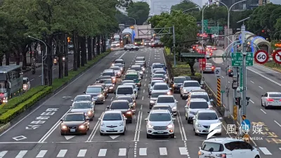 2024汽機車牌照稅什麼時候繳?金額查詢、繳費方式、信用卡優惠、逾期會怎樣,帶你一文看懂。(資料照/洪煜勛攝)