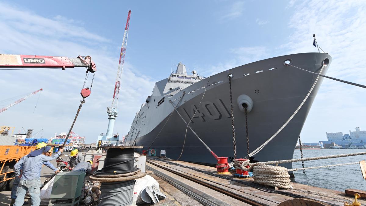 恐影響兩棲防衛作戰?海軍玉山艦成軍3年 「發電機訊號異常」等缺失高達197項