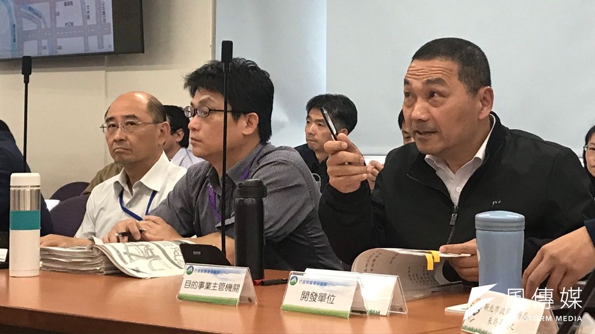 針對淡北道路開發案,行政院環境保護署今(8)日下午召開環評會議,最終環評委員決議退回專案小組再審。新北市長侯友宜則表示,很遺憾,(廖羿雯攝) 針對淡北道路開發案,行政院環境保護署今(8)日下午召開環評會議,最終環評委員決議退回專案小組再審。新北市長侯友宜則表示,很遺憾,(廖羿雯攝)