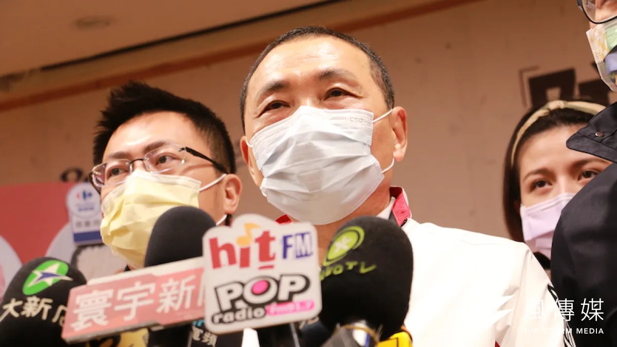 新北市長侯友宜強調,業者主動「標出萊」、「不進萊」,從立法全面保護、清楚標示萊豬以及成立聯合稽查組三個面向來全力守護新北市民健康。(圖/李梅瑛攝)
