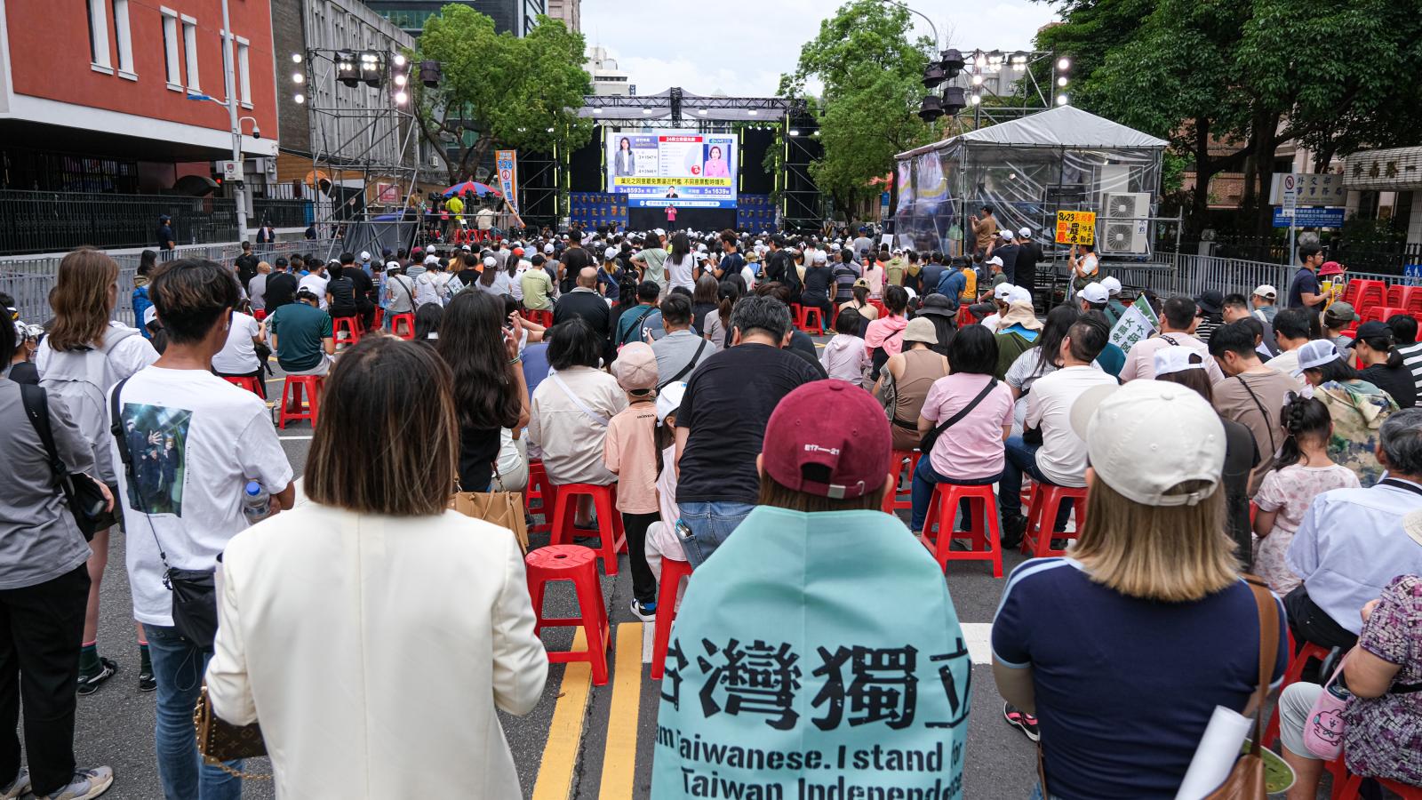 鄭兆希觀點:當民主只能選出傲慢草包─從川普到台灣,全球兩黨政治逐漸滑入失智深淵