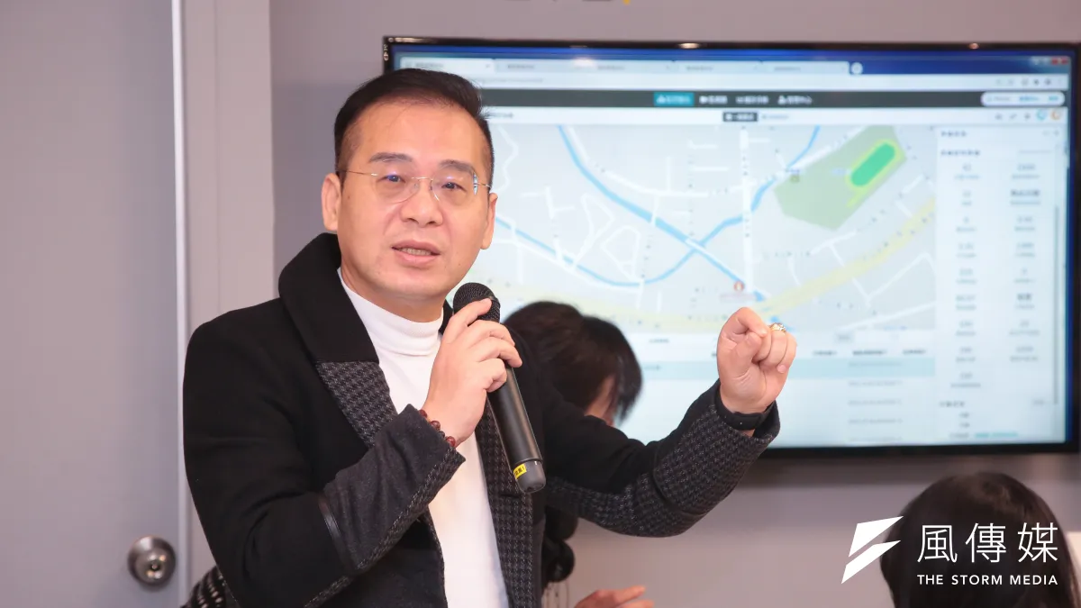 前環保署環境督察總隊總隊長李健育遭控利用職務之便,多次性騷擾女性同仁。(圖/顏麟宇攝)