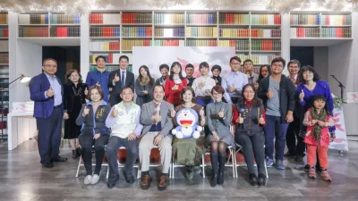高雄青年文學獎舉辦十五屆以來集結獨具慧眼的評審、已然是挖掘文壇潛力新星的前哨站(圖/高市圖提供)