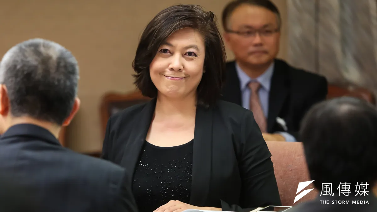 NCC重審中嘉案,主委詹婷怡竟然出國,圖為詹婷怡29日出席交通委員會。(資料照,顏麟宇攝)