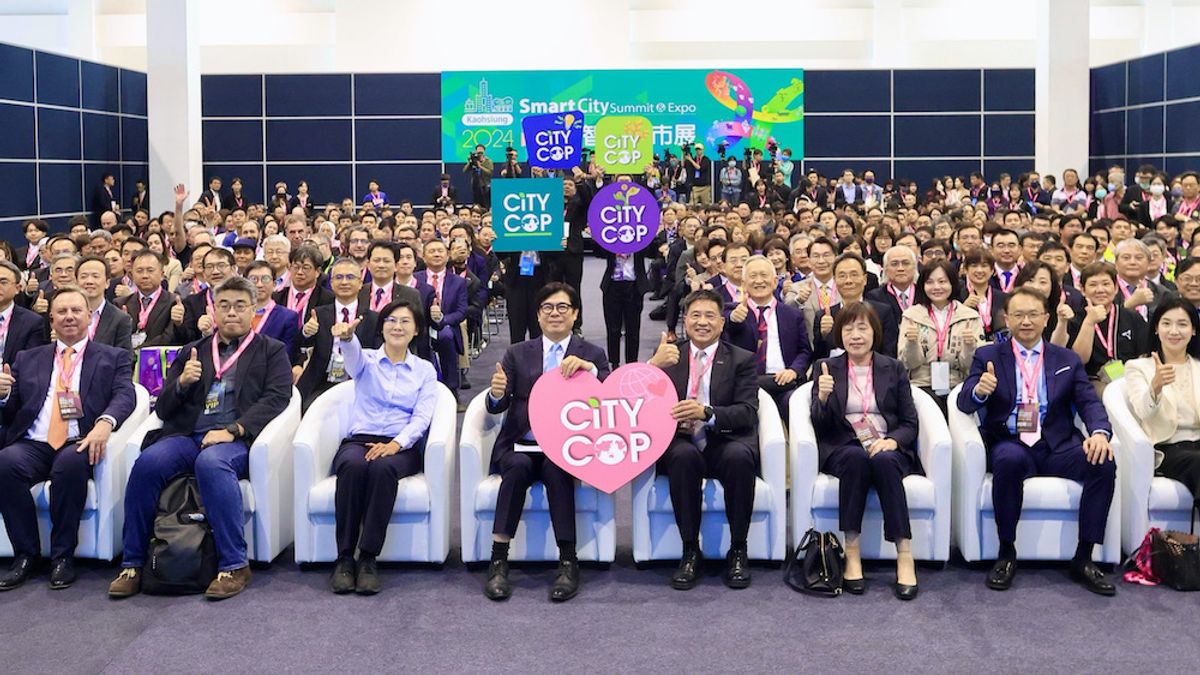 市長陳其邁出席「2024高雄智慧城市展」。(圖/高雄市政府提供) 市長陳其邁出席「2024高雄智慧城市展」。(圖/高雄市政府提供)