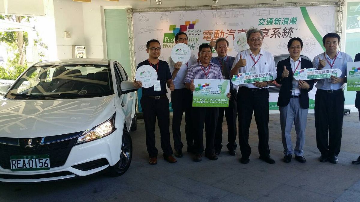 高市配合2017生態交通全球盛典舉辦,將於10月在哈瑪星地區先建置完成第1處示範站,供民眾試乘體驗。(圖/高雄市政府交通局提供) 高市配合2017生態交通全球盛典舉辦,將於10月在哈瑪星地區先建置完成第1處示範站,供民眾試乘體驗。(圖/高雄市政府交通局提供)