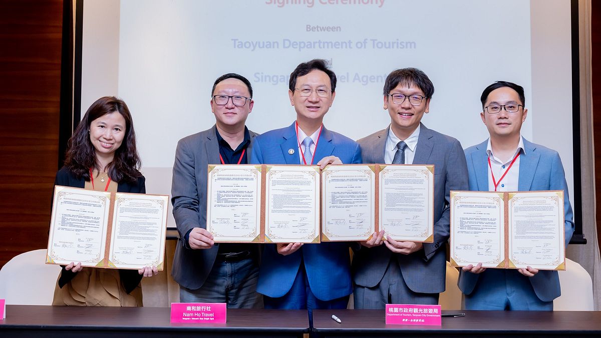 桃園市政府觀旅局與新加坡旅行業協會(NATAS)以及三間主力旅行業者EU Holidays、康泰旅行社及南和旅行社代表簽屬觀光合作備忘錄MOU。(圖/桃園市政府觀旅局提供) 桃園市政府觀旅局與新加坡旅行業協會(NATAS)以及三間主力旅行業者EU Holidays、康泰旅行社及南和旅行社代表簽屬觀光合作備忘錄MOU。(圖/桃園市政府觀旅局提供)
