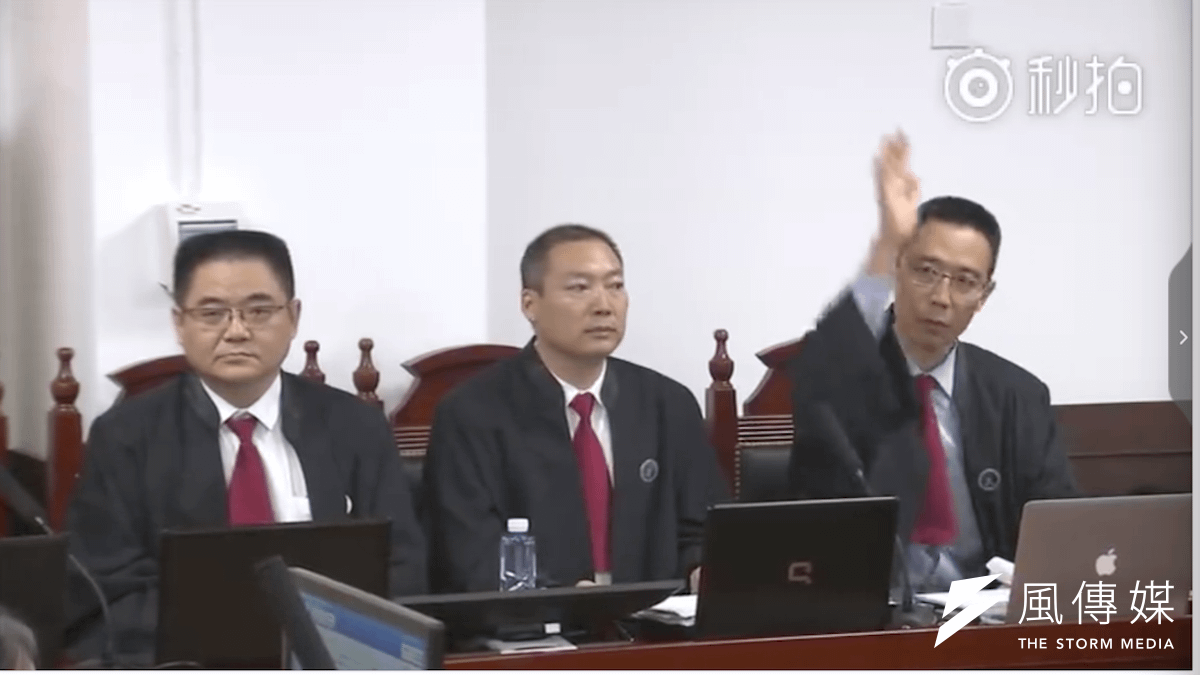 中國指派給李明哲的律師張忠偉。(取自官方微博) 中國指派給李明哲的律師張忠偉。(取自官方微博)