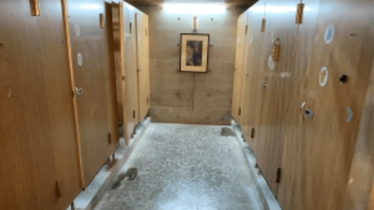 南投縣政府持續投入經費進行老舊廁所修繕。(圖/南投縣政府提供) 南投縣政府持續投入經費進行老舊廁所修繕。(圖/南投縣政府提供)