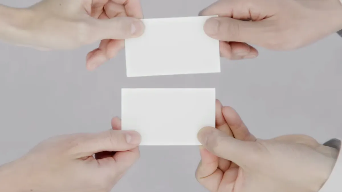 實際體驗對方的興趣能成為強而有力的共通點,瞬間縮短彼此間的距離。(示意圖/翻攝自youtube) 實際體驗對方的興趣能成為強而有力的共通點,瞬間縮短彼此間的距離。(示意圖/翻攝自youtube)