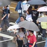 気象庁によると、28日に前線が通過し、北東の季節風または大陸寒気団が南下し、全台湾で冬のような湿った寒さになるという。(資料写真/柯承惠撮影) 気象庁によると、28日に前線が通過し、北東の季節風または大陸寒気団が南下し、全台湾で冬のような湿った寒さになるという。(資料写真/柯承惠撮影)