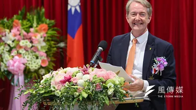 2020年7月23日,荷蘭駐台代表紀維德獲頒經濟專業獎章。(顏麟宇攝)