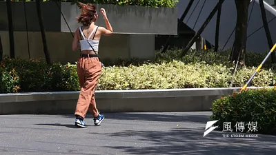 氣象預報指出,6日各地高溫普遍攝氏32度以上,大台北地區、桃竹苗一帶有可能出現35至37度高溫。示意圖。(資料照,顏麟宇攝)