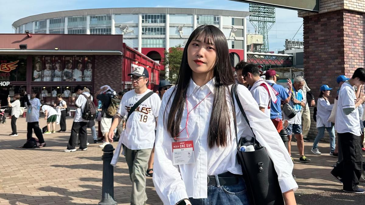 元エンジニアから撮影の夢へ 台湾出身・丁勤紜さん「日本の球場で自分の物語を残したい」 | 黃信維(コウ・シンイ) | ニュース - 風傳媒日本語版