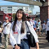 かつて台湾のハイテク企業で光学エンジニアとして働いていた丁勤紜(てい・きんゆん)さん。現在は安定した職を離れ、日本でスポーツ撮影の夢を追い続けている。(写真/丁勤紜提供) かつて台湾のハイテク企業で光学エンジニアとして働いていた丁勤紜(てい・きんゆん)さん。現在は安定した職を離れ、日本でスポーツ撮影の夢を追い続けている。(写真/丁勤紜提供)