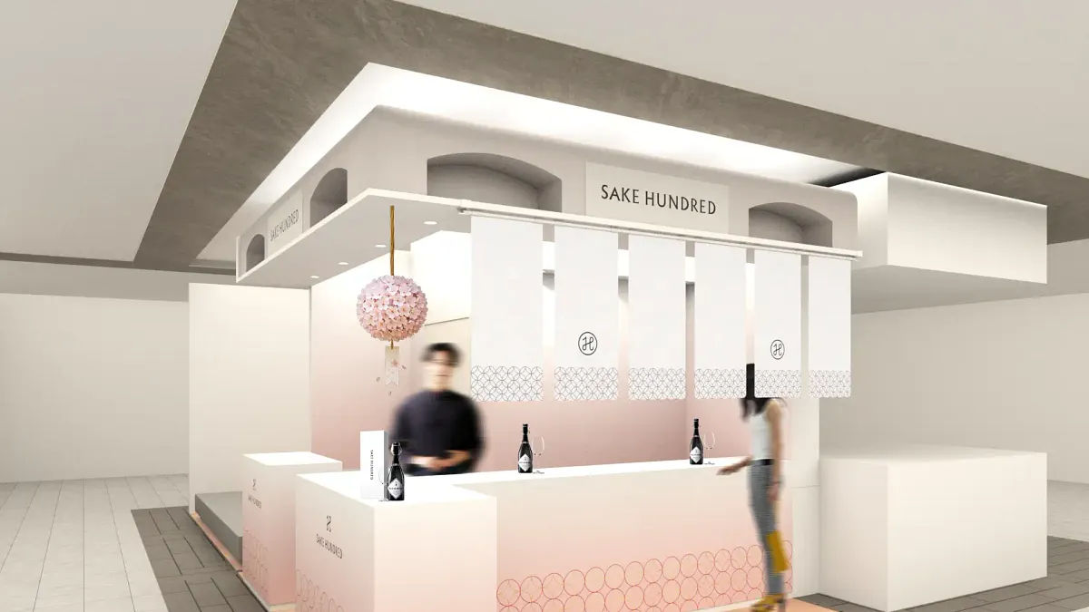 SAKE HUNDREDが3月にGINZA SIXで桜のポップアップを開催し、初の300mlボトルを先行販売するほか、多言語対応スタッフも常駐しインバウンド需要に応える。(写真/株式会社Clear提供)