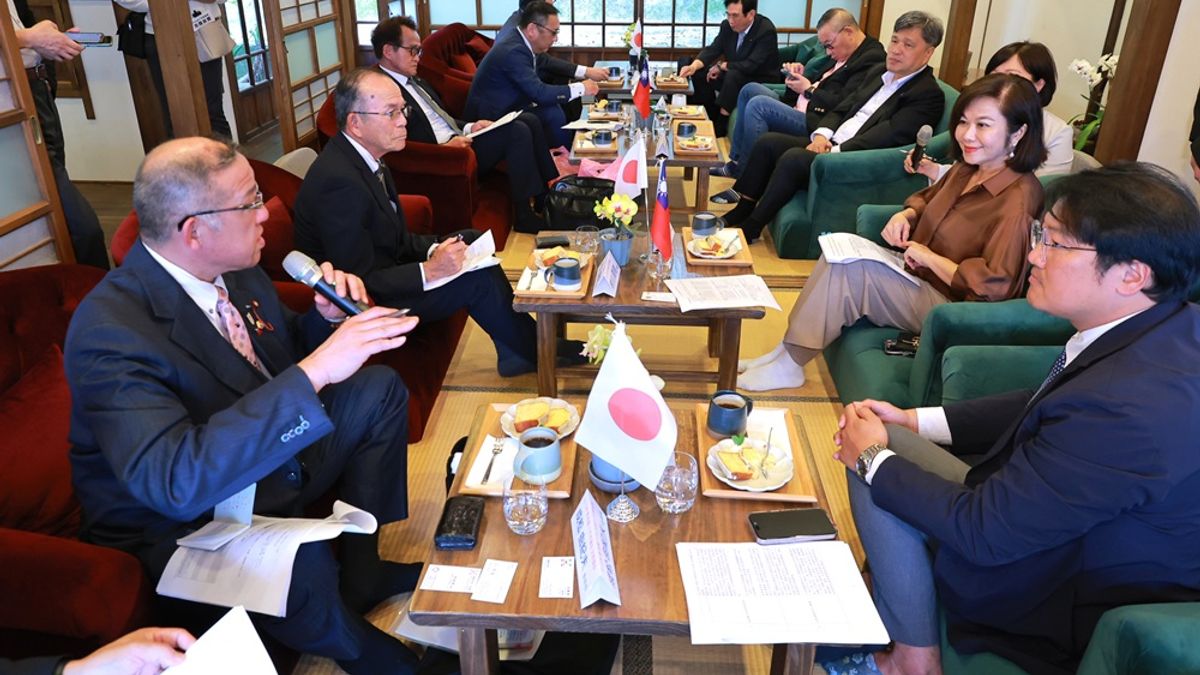 八代市議會海外行政視察團到基隆參訪,由副市長邱佩琳、民政處長張淵翔等人接待。(圖/基隆市政府提供) 八代市議會海外行政視察團到基隆參訪,由副市長邱佩琳、民政處長張淵翔等人接待。(圖/基隆市政府提供)