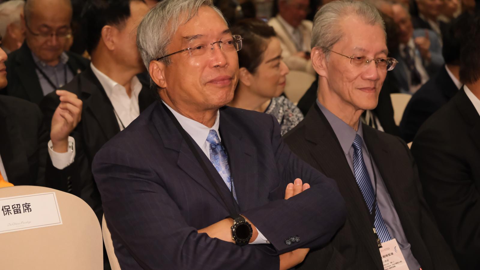 【新新聞】精誠資訊併購蝴蝶效應 謝金河財信傳媒換股 將成為台灣大股東