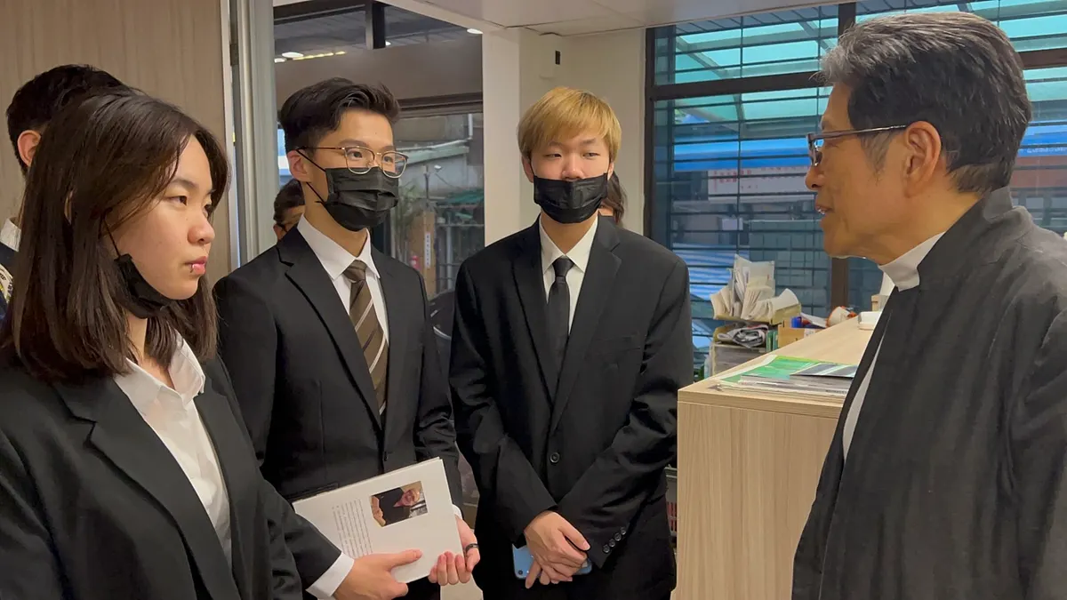 願景Vision+熱情Passion=職場挑戰必勝術,獅子總裁嚴長壽透真心話。(圖/主辦單位提供)