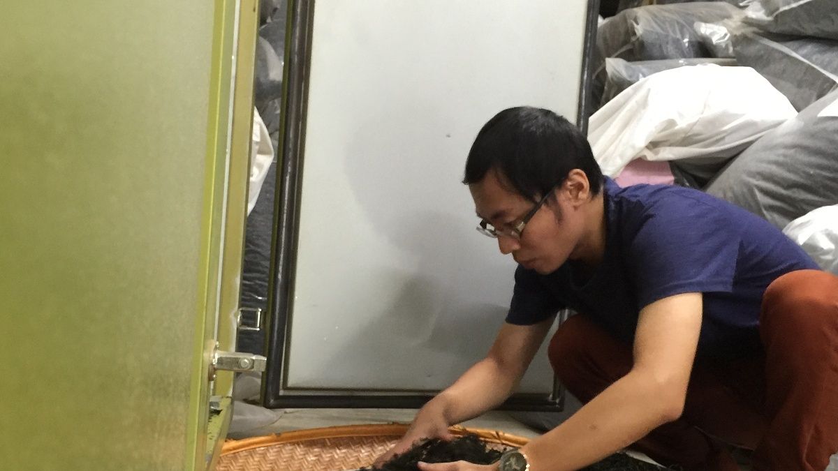 參與國際茶賽榮獲雙金 坪林青年茶農馮懷謹揚名國際 參與國際茶賽榮獲雙金 坪林青年茶農馮懷謹揚名國際