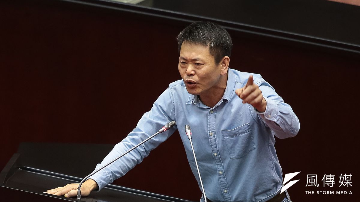 新竹縣長相爭不下,黨中央已不再介入協調,交由地方進行整合,立委林為洲不再等待,開始大動作進行競選活動。(資料照,顏麟宇攝) 新竹縣長相爭不下,黨中央已不再介入協調,交由地方進行整合,立委林為洲不再等待,開始大動作進行競選活動。(資料照,顏麟宇攝)