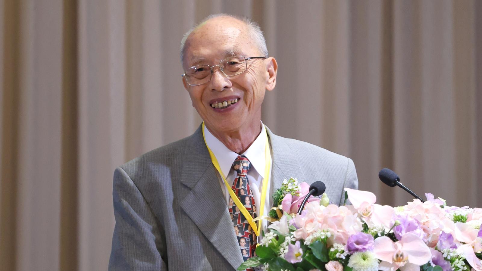 點教育》並不是做中國史就要拋棄臺灣:一位中央研究院新科院士的自辯