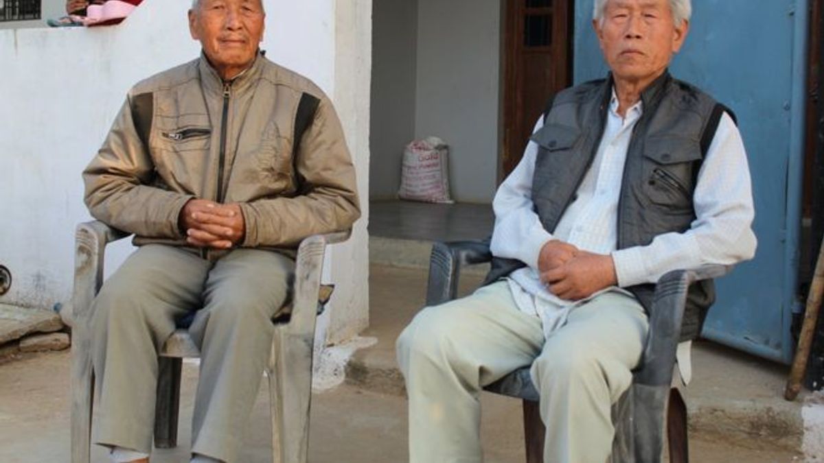 BBC印地語記者卡雷爾(Vineet Khare)日前找到了另一名同樣滯留印度多年的老兵劉樹榮(圖為劉樹榮與王琪)。(BBC中文網) BBC印地語記者卡雷爾(Vineet Khare)日前找到了另一名同樣滯留印度多年的老兵劉樹榮(圖為劉樹榮與王琪)。(BBC中文網)