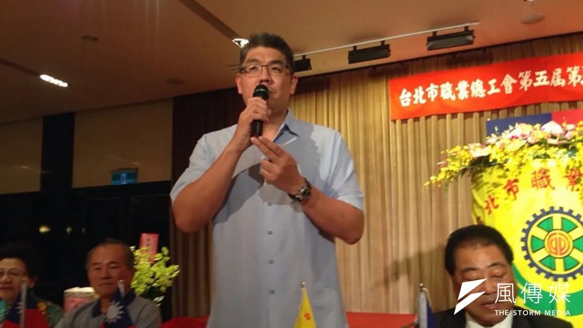 國民黨台北市長參選人連勝文19日出席台北市總工會活動。(羅暐智攝) 國民黨台北市長參選人連勝文19日出席台北市總工會活動。(羅暐智攝)