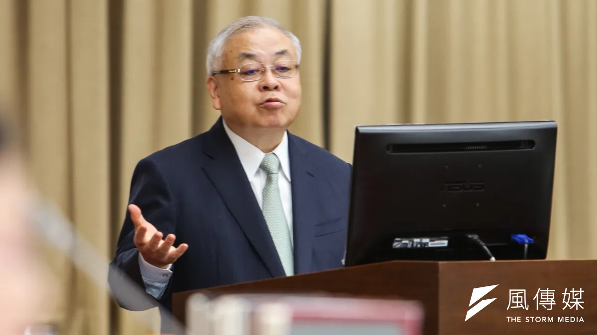 民間消費自去年至今穩定成長,主計長朱澤民也說,「想買烘衣機都買不到,要等到3月」。(資料照,陳明仁攝)
