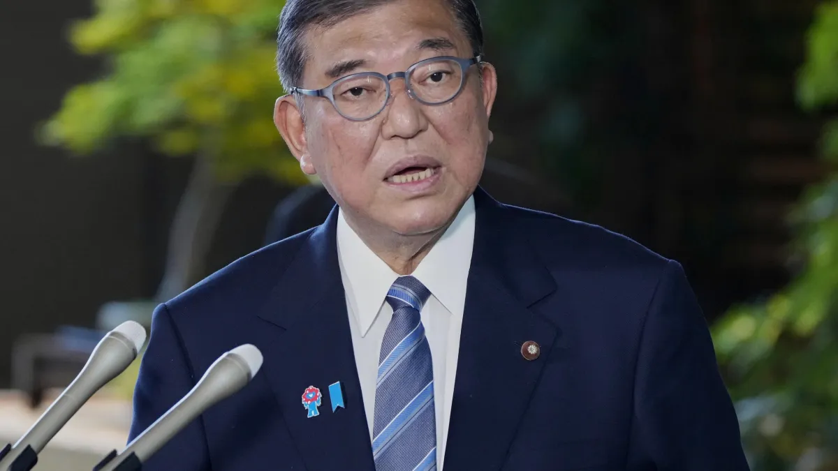 日本首相石破茂選戰雖慘敗但仍選擇承擔,未曾濫權操作;反觀賴清德卻以大罷免之名行鬥爭之實,形同民主倒退。(美聯社)