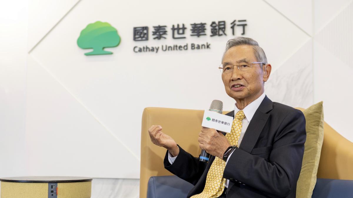84歲陳祖培掌國泰世華起手式:直球回應投信風波,「做銀行最要緊是信任」