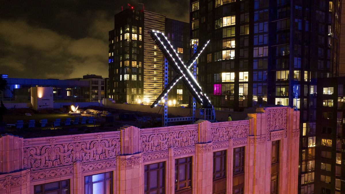 太空算力與銀河文明的狂想:馬斯克的「Terafab」超級晶圓廠,真能撼動台積電的地球霸權?