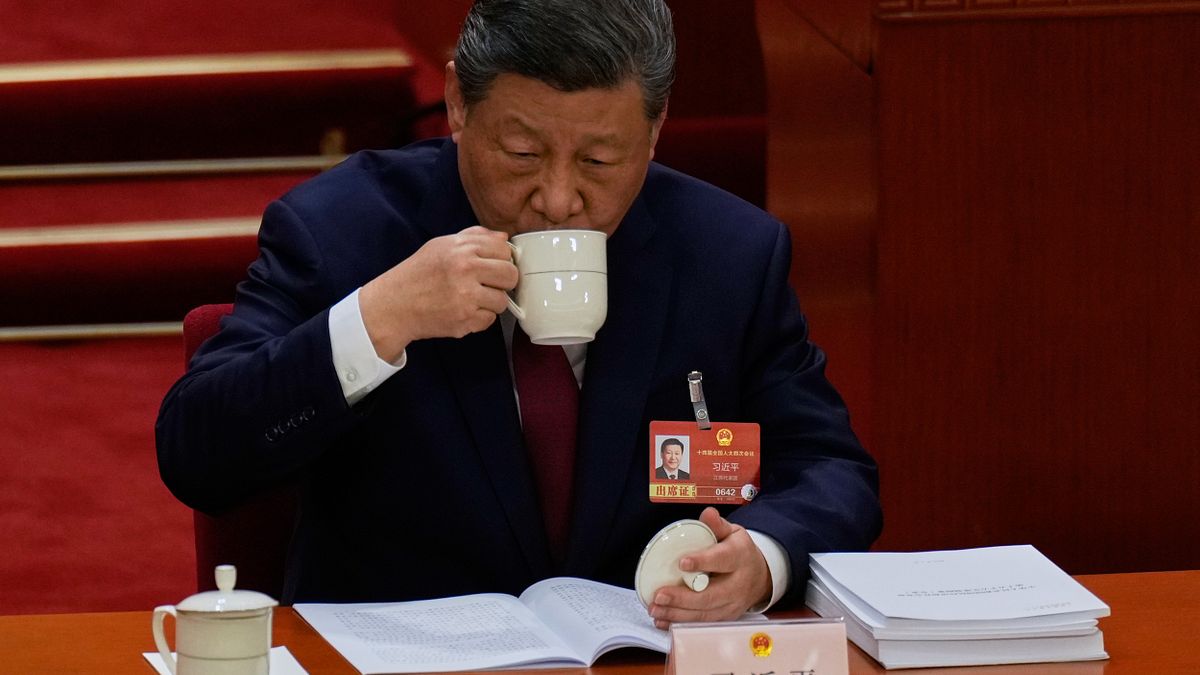 眼看美國深陷伊朗泥淖,中國為何一語不發?《經濟學人》:永遠別打斷正在犯錯的敵人