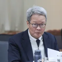 「政府調達法」改正の必要性について説明する行政院公共工程委員会の陳金徳氏。(写真/柯承恵氏撮影) 「政府調達法」改正の必要性について説明する行政院公共工程委員会の陳金徳氏。(写真/柯承恵氏撮影)