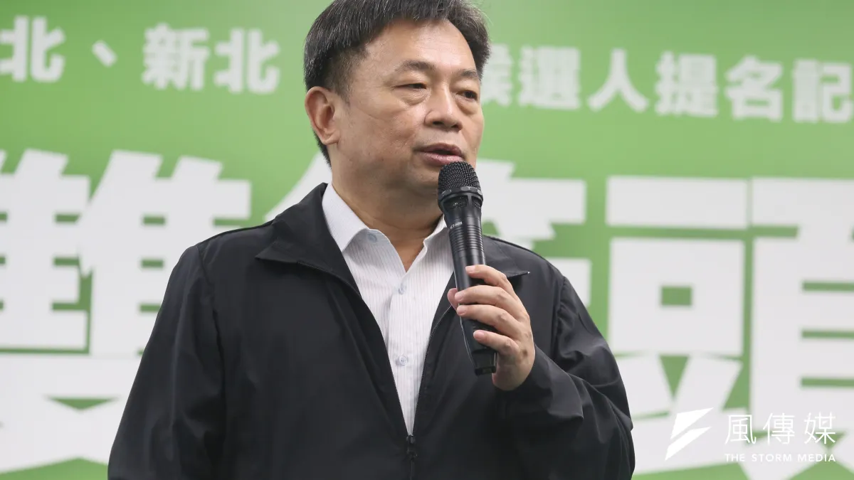 民進黨秘書長林錫耀聲稱側翼網軍都不是民進黨的。(柯承惠攝)