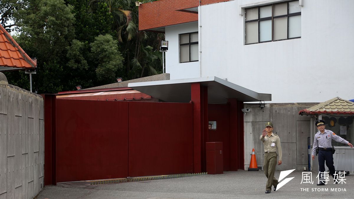 鉛管涵蓋範圍大,北市南昌路一段上的總統府官邸可能也「苦民所苦」,無法倖免於難。(資料照,余志偉攝) 鉛管涵蓋範圍大,北市南昌路一段上的總統府官邸可能也「苦民所苦」,無法倖免於難。(資料照,余志偉攝)