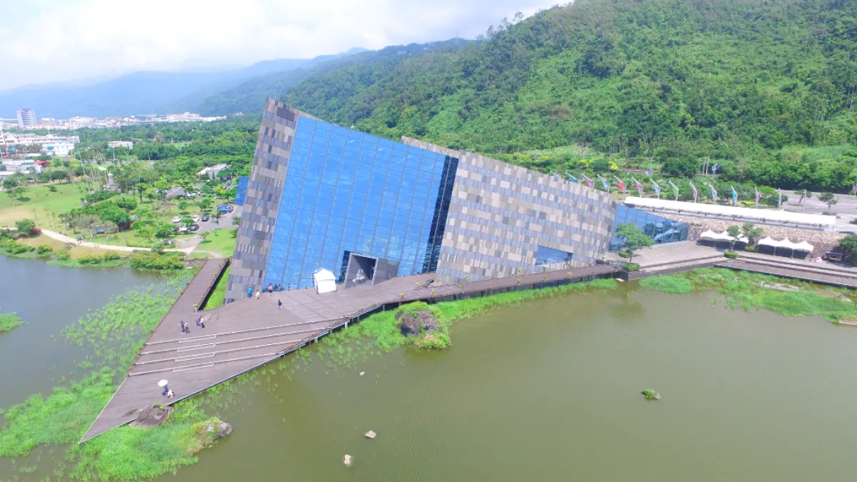 Yilan's top attraction rankings revealed: the Gold, Silver, and Bronze positions go to Dali Waiao Recreation Area, the National Center for Traditional Arts, and Qingshui Geothermal Park, respectively. (Photo / Provided by the Ministry of Culture)