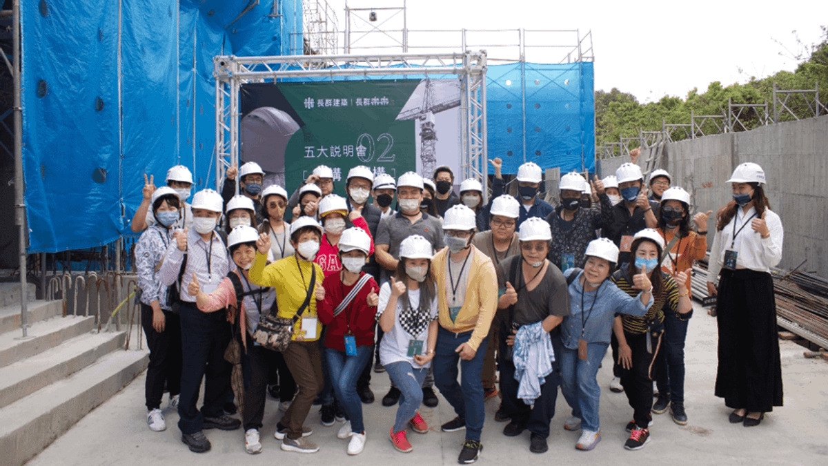 參與說明會的住戶紛紛對於「長群樂樂」的高品質施工管理讚譽有加。(圖/業者提供) 參與說明會的住戶紛紛對於「長群樂樂」的高品質施工管理讚譽有加。(圖/業者提供)