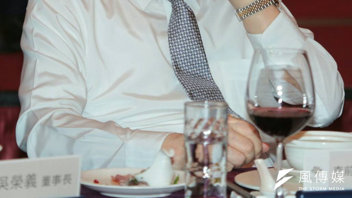 李登輝基金會22日舉辦「2015年度募款餐會」,民進黨主席蔡英文、台北市長柯文哲、台灣團結聯盟主席黃昆輝都參加。(余志偉攝) 李登輝基金會22日舉辦「2015年度募款餐會」,民進黨主席蔡英文、台北市長柯文哲、台灣團結聯盟主席黃昆輝都參加。(余志偉攝)