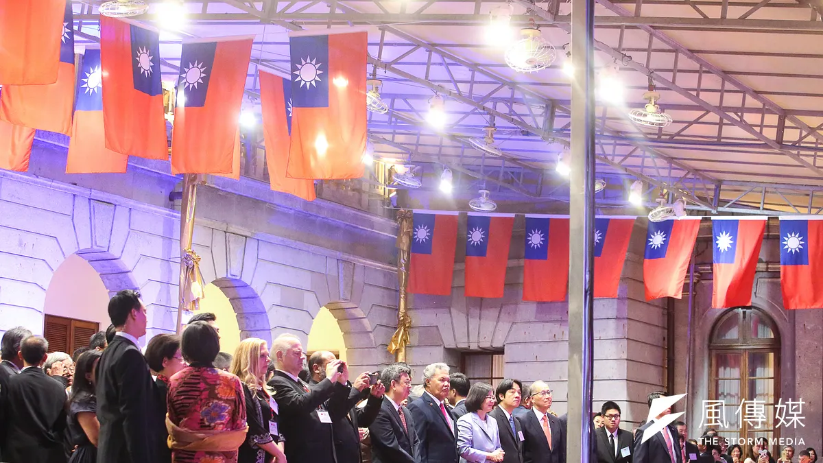 中華民國不是台灣的負擔而是保護傘。圖為今年國慶酒會。(陳明仁攝)
