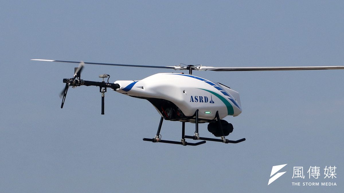 中科院15日進行無人機動靜態展示,圖為旋翼型無人機。(蘇仲泓攝) 中科院15日進行無人機動靜態展示,圖為旋翼型無人機。(蘇仲泓攝)
