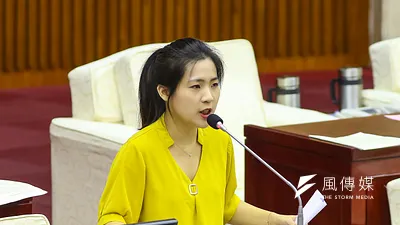 台北市議員徐巧芯認為,為了少數搭乘太多的月票使用者而調查使用超過3000元的行動軌跡,會影響到太多民眾。(資料照,顏麟宇攝)