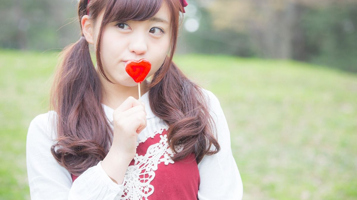 你不必是億萬富翁、不用出身達官顯要,幽默感可以包裝一個平凡的人,讓他更顯得自信、有魅力(圖/つるたま@pakutaso) 你不必是億萬富翁、不用出身達官顯要,幽默感可以包裝一個平凡的人,讓他更顯得自信、有魅力(圖/つるたま@pakutaso)