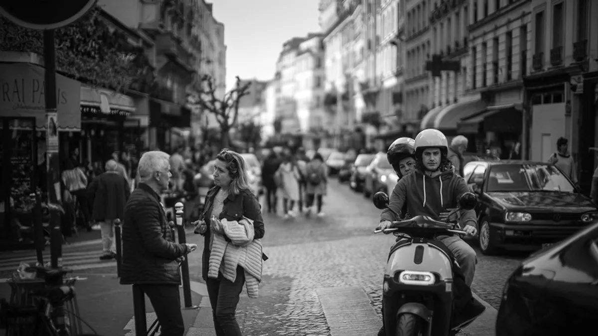 蒙馬特的午后。(楊建銘攝影作品) 蒙馬特的午后。(楊建銘攝影作品)