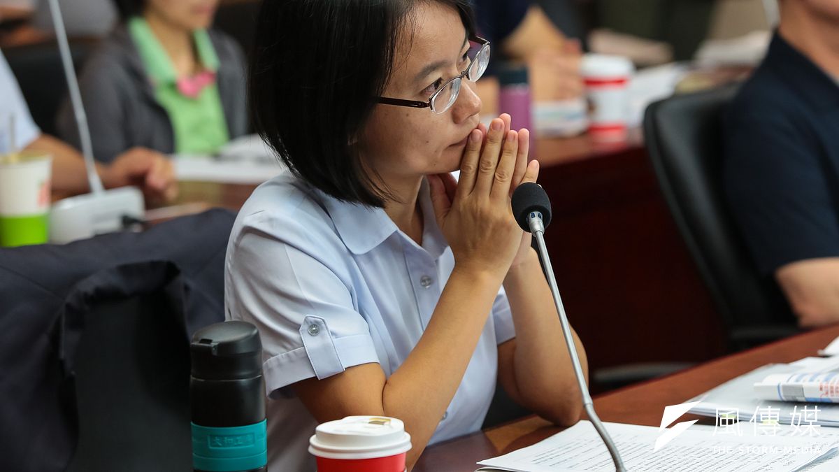 北農總經理吳音寧終於到市議會財政委員會,進行「第一果菜市場改建案」專案報告。(顏麟宇攝) 北農總經理吳音寧終於到市議會財政委員會,進行「第一果菜市場改建案」專案報告。(顏麟宇攝)