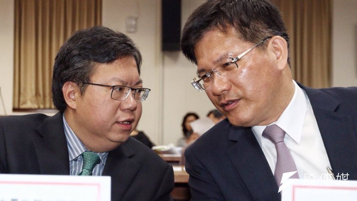 前海基會董事長鄭文燦(左)與外交部長林佳龍(右)都出身野百合學運,在民進黨內感情不差,但也有既生瑜、何生亮情節。(新新聞資料照) 前海基會董事長鄭文燦(左)與外交部長林佳龍(右)都出身野百合學運,在民進黨內感情不差,但也有既生瑜、何生亮情節。(新新聞資料照)