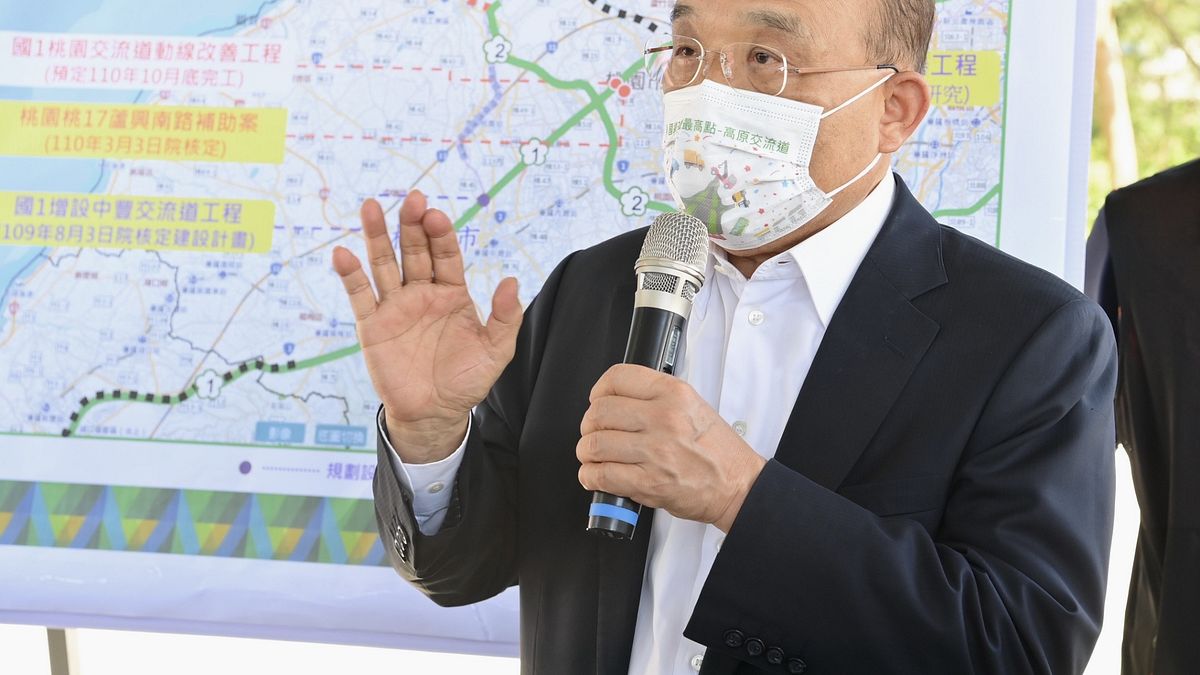 針對企業界採購疫苗,傳出高層致電關切, 行政院長蘇貞昌表示,政府都是同樣的態度、都會積極協助。(行政院提供) 針對企業界採購疫苗,傳出高層致電關切, 行政院長蘇貞昌表示,政府都是同樣的態度、都會積極協助。(行政院提供)